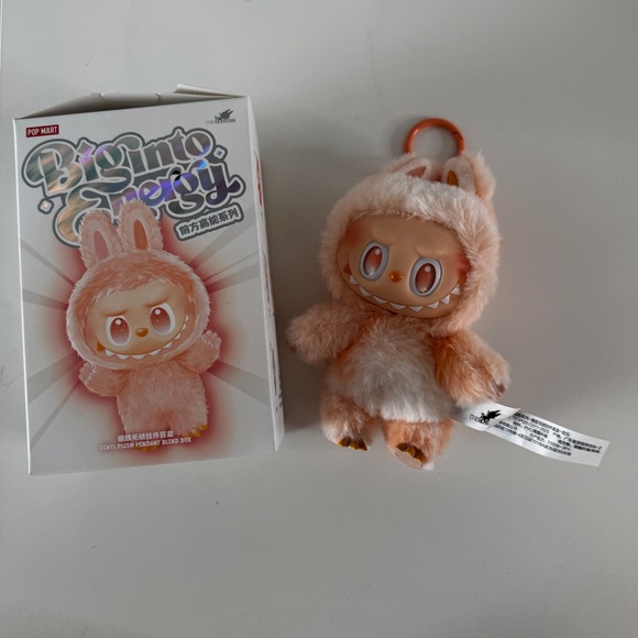 Pop Mart Labubu The Monsters Big into Energy Series Happiness Vinyl - Picture 5 of 8